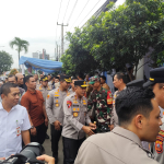 Stabilkan Harga Sembako  Polda Jabar Gerakan Pasar Murah di Karawang