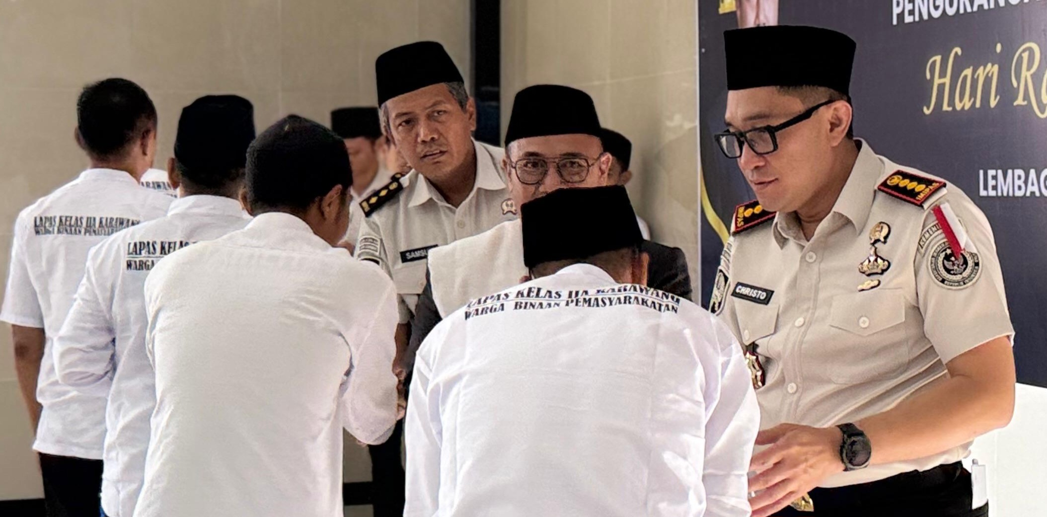 3 Warga Binaan Lapas Karawang Menghirup Udara Bebas Dapat Remisi Khusus Idulfitri 1447 Hijryah