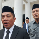 Bupati Aep Tegaskan  ASN Karawang  WFH Hari Rabu Untuk Efesiensi BBM Pegawai Tidak Gunakan Mobdin ke Kantor