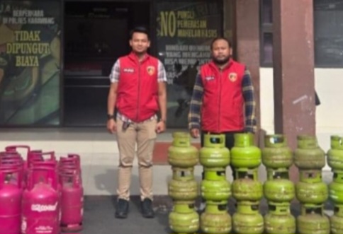 Polres Karawang  Bongkar Sekaligus Amankan Pelaku Pengoplos Gas Elpiji Subsidi 3 Kg ke 12 KG