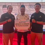 Sambut Idul Adha PT Pupuk Kujang Cikampek Peduli Salurkan Puluhan Hewan Kurban