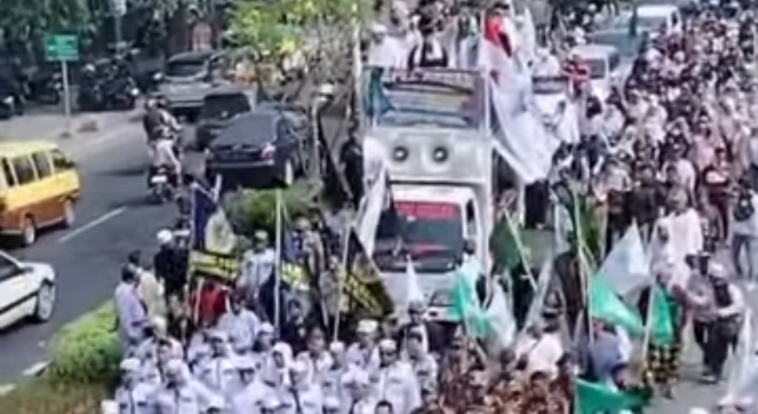 Ormas Islam Gelar Aksi Massa Tuntut  Pemkab Karawang Tutup Permanen THM Theatre Night