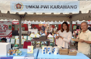 PWI Karawang Meriahkan Stand UMKM pada Gebyar Harkopnas ke-79 Tingkat Kabupaten Karawang