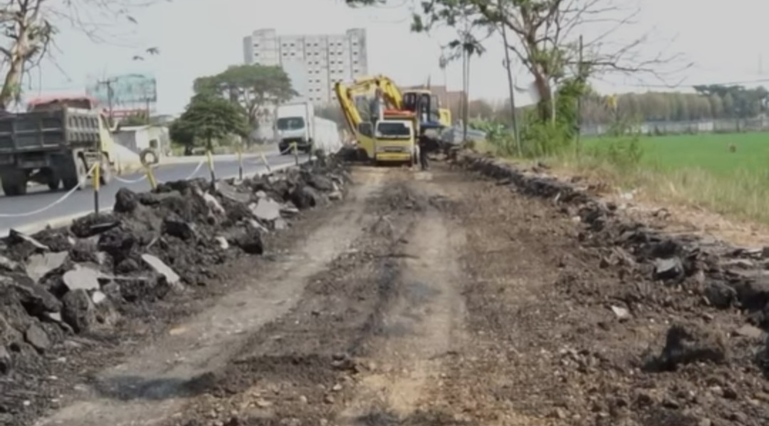 Rekontruksi Jalan Taruma Negara Bakal Rampung Awal Desember 2026.Pengendara Tidak Limbung Lagi